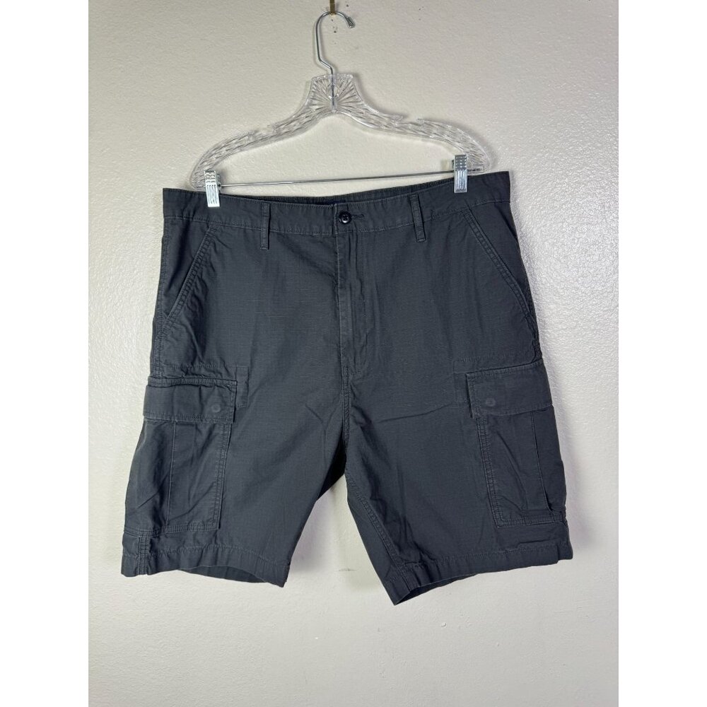 Levis Mens Charcoal Gray Ripstop Cargo Shorts Size 38 Utility Hiking Outdoor‎ 9"